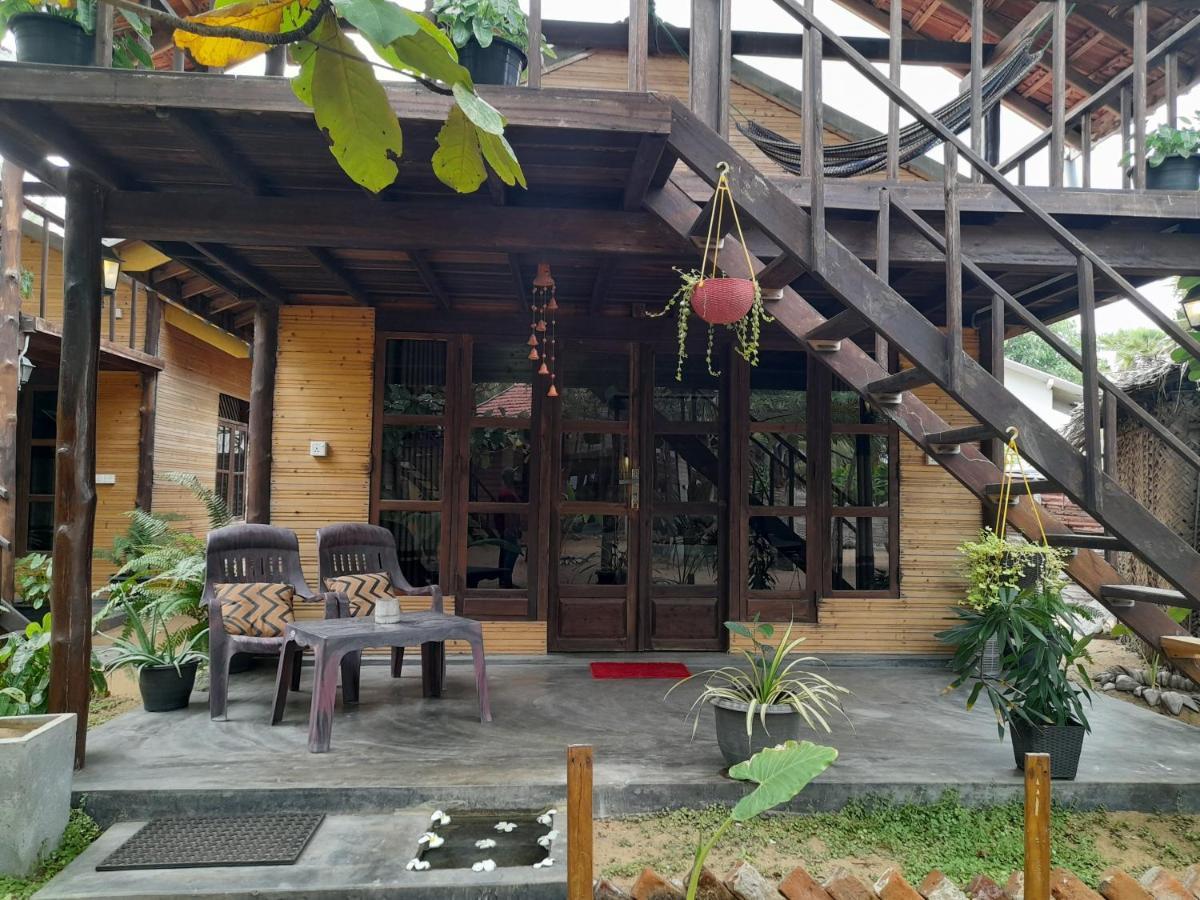 Golden Beach Chalets Arugam Bay Exteriér fotografie