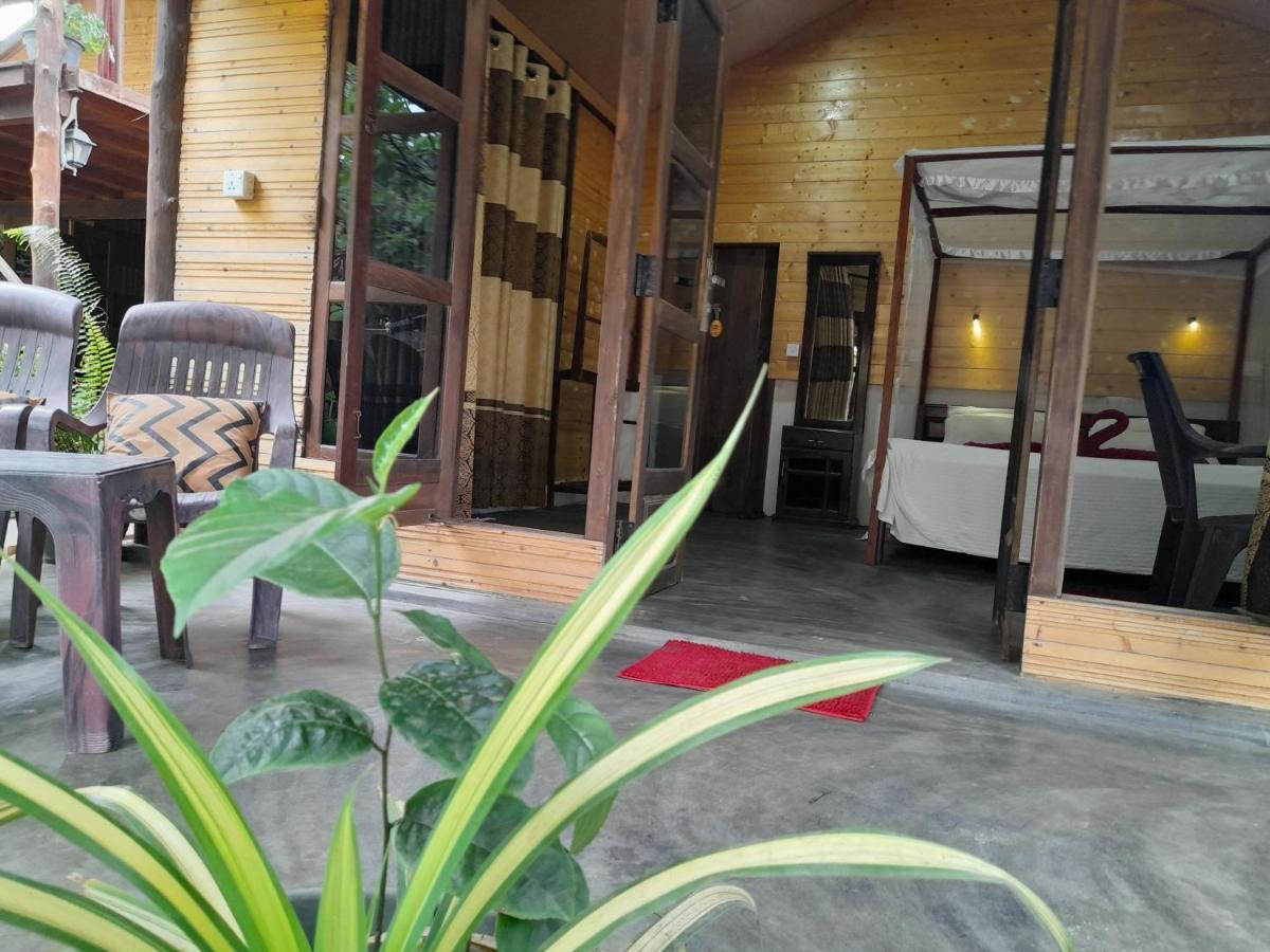 Golden Beach Chalets Arugam Bay Exteriér fotografie