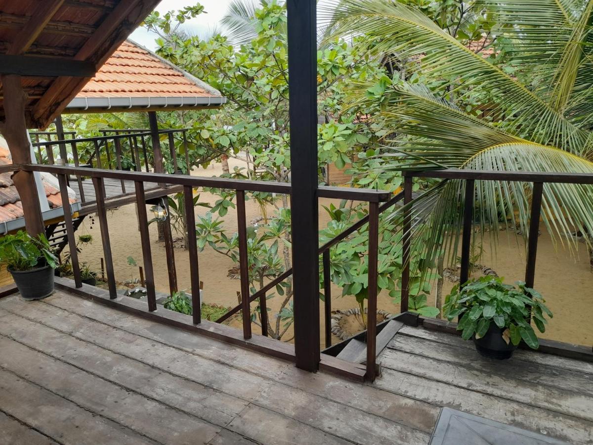 Golden Beach Chalets Arugam Bay Exteriér fotografie