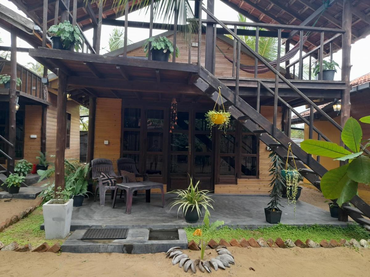 Golden Beach Chalets Arugam Bay Exteriér fotografie