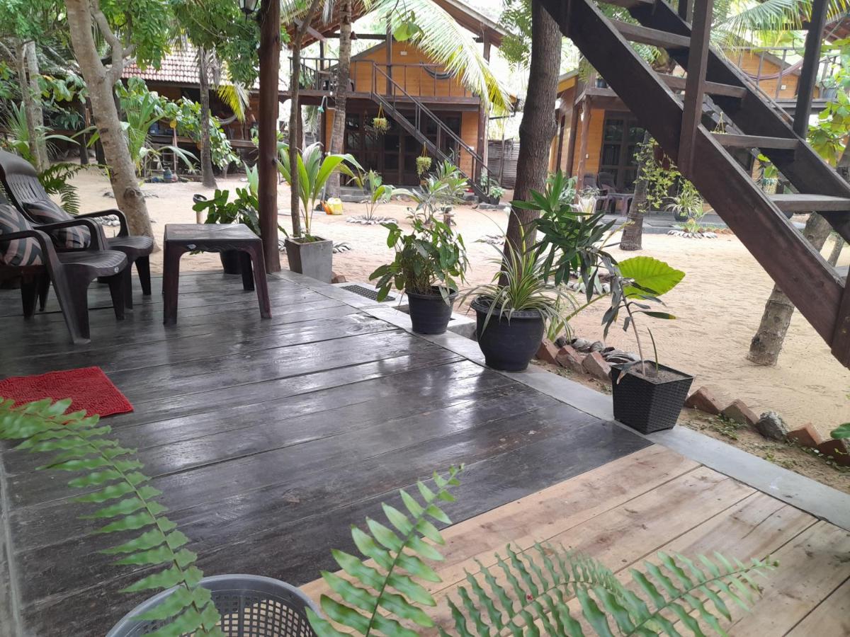 Golden Beach Chalets Arugam Bay Exteriér fotografie