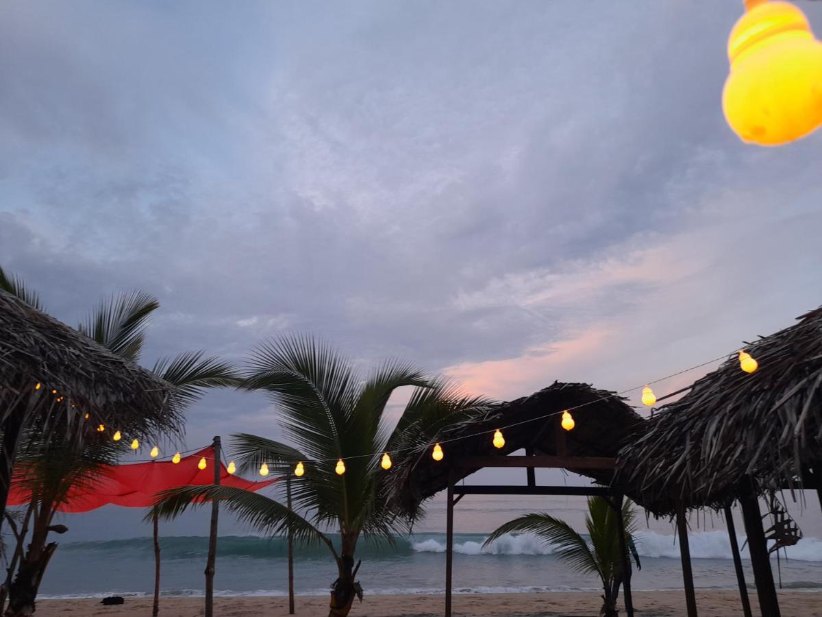 Golden Beach Chalets Arugam Bay Exteriér fotografie
