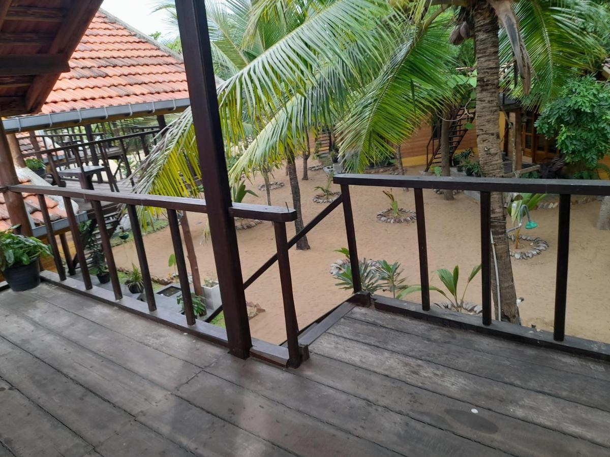 Golden Beach Chalets Arugam Bay Exteriér fotografie