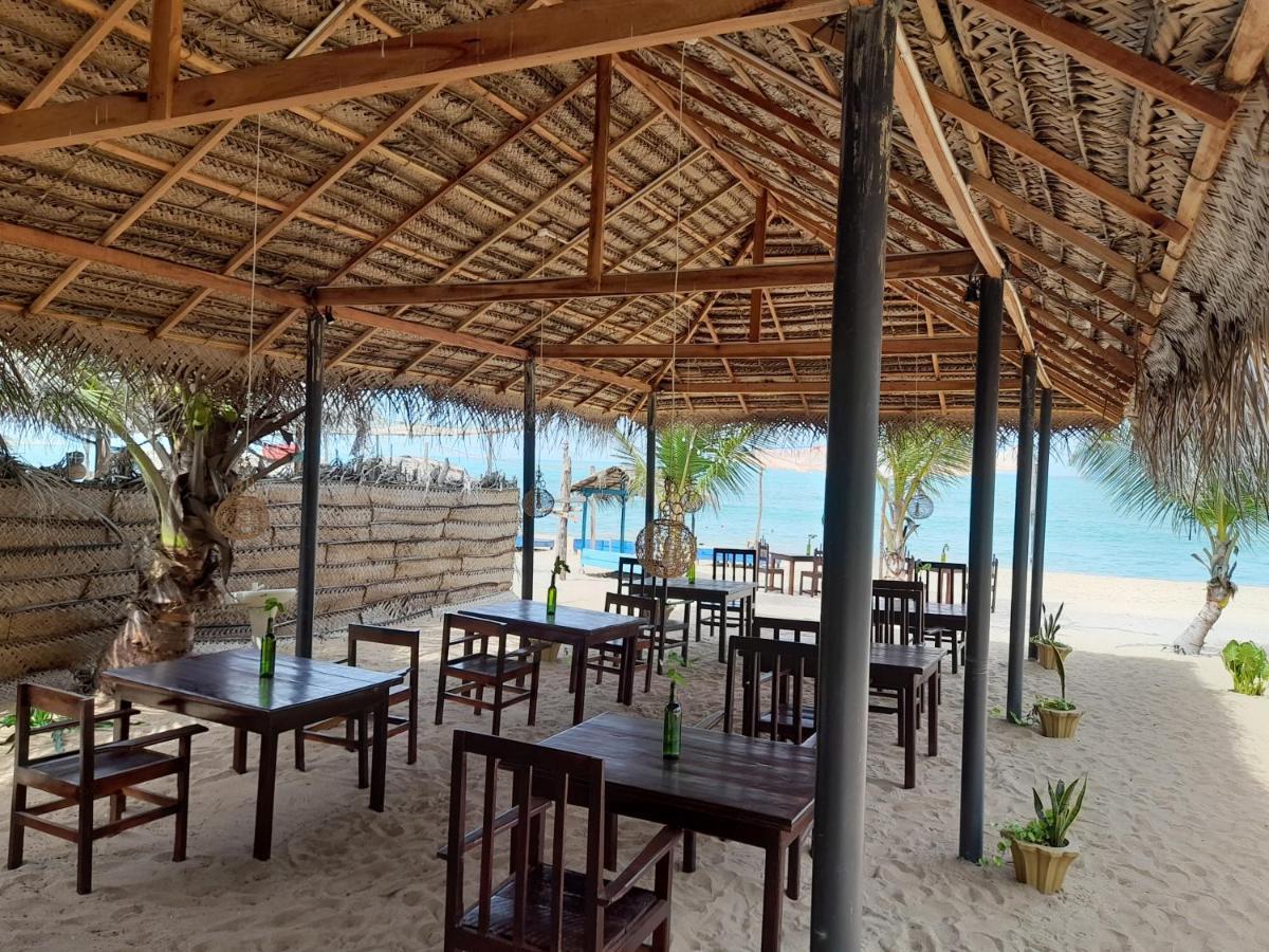 Golden Beach Chalets Arugam Bay Exteriér fotografie